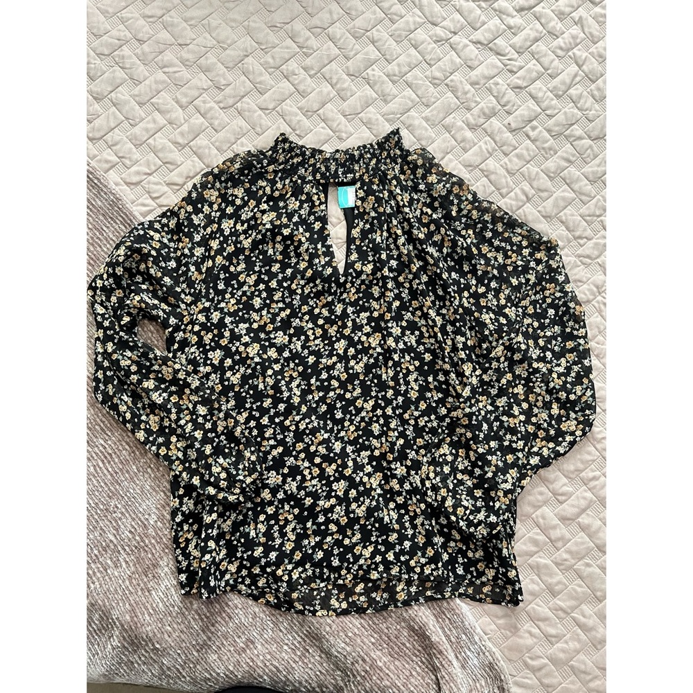 Lush Sierra Cut-Out Blouse - XL - NWT!
